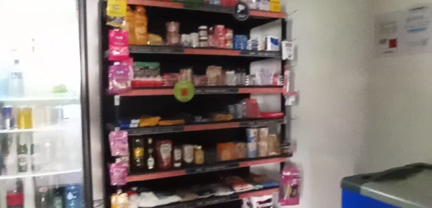 Apartamento mobiliado à venda ao lado do Corredor Vera Arruda!