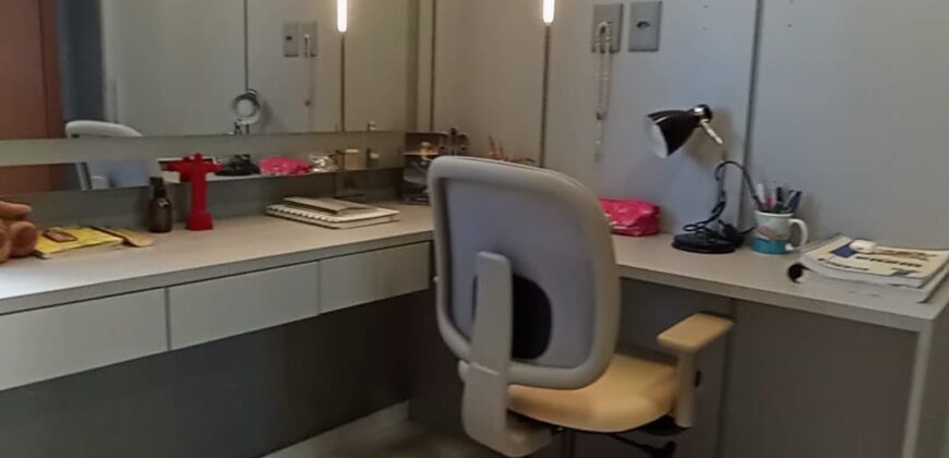 Apartamento mobiliado à venda ao lado do Corredor Vera Arruda!