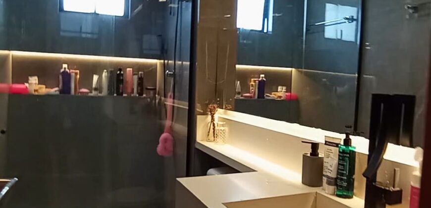 Apartamento mobiliado à venda ao lado do Corredor Vera Arruda!