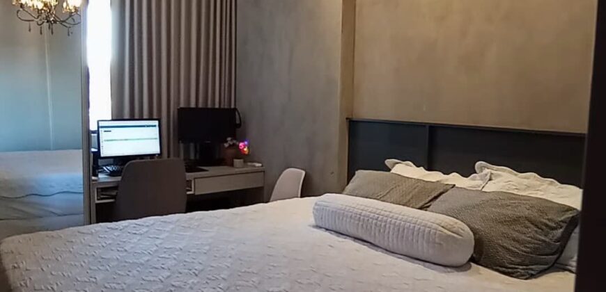 Apartamento mobiliado à venda ao lado do Corredor Vera Arruda!