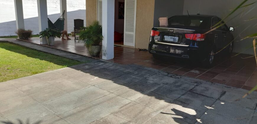 Casa 4 dorms – Barro Duro