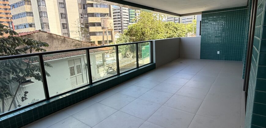 Apt. Edf. Mansōes do Alto