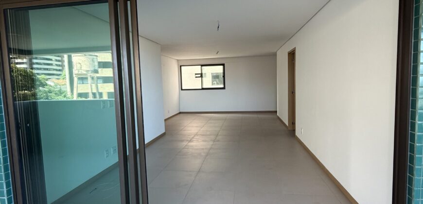 Apt. Edf. Mansōes do Alto