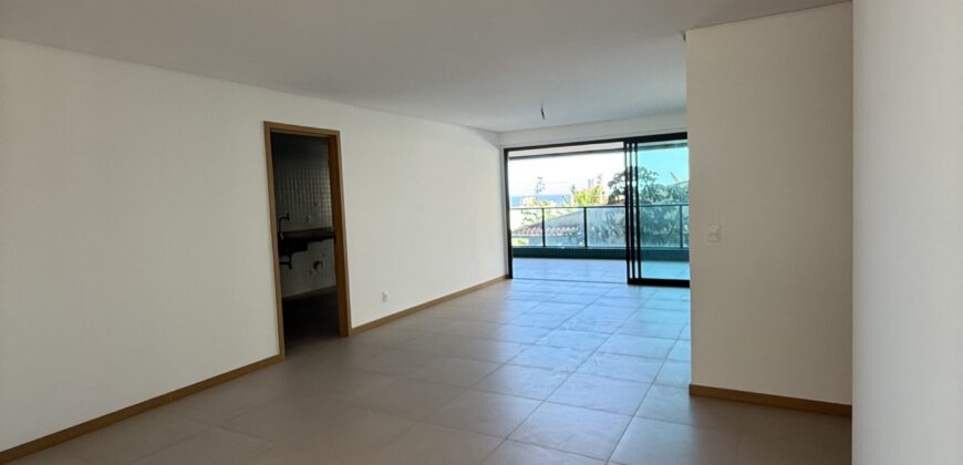 Apt. Edf. Mansōes do Alto